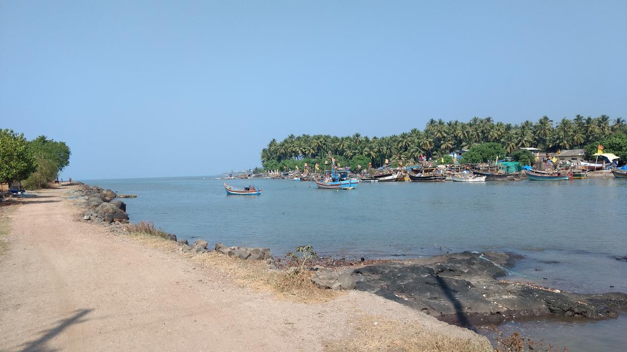 V Resorts Mahua Bagh Murud Nandgaon  ภายนอก รูปภาพ