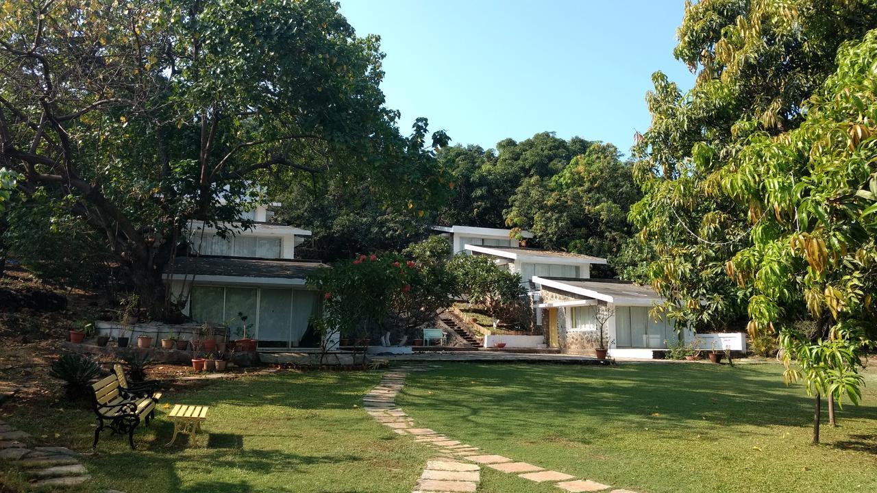 V Resorts Mahua Bagh Murud Nandgaon  ภายนอก รูปภาพ