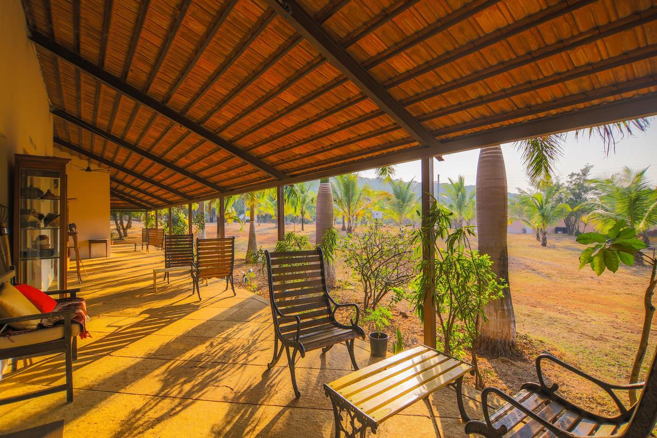 V Resorts Mahua Bagh Murud Nandgaon  ภายนอก รูปภาพ