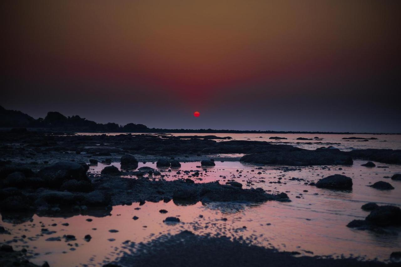 V Resorts Mahua Bagh Murud Nandgaon  ภายนอก รูปภาพ