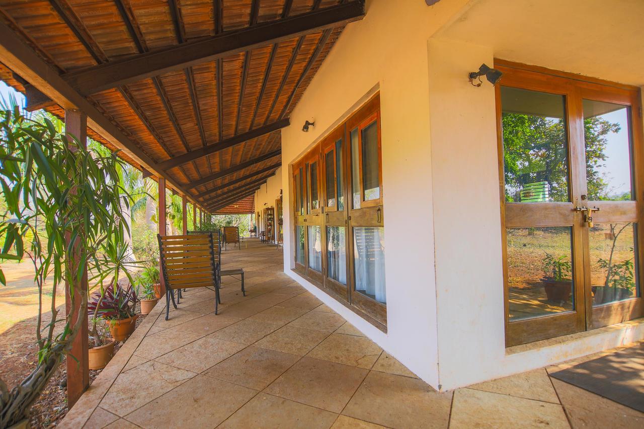 V Resorts Mahua Bagh Murud Nandgaon  ภายนอก รูปภาพ