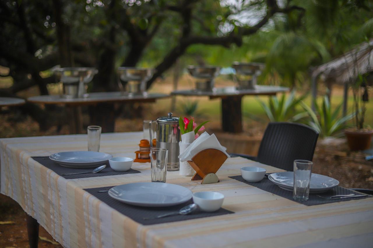 V Resorts Mahua Bagh Murud Nandgaon  ภายนอก รูปภาพ